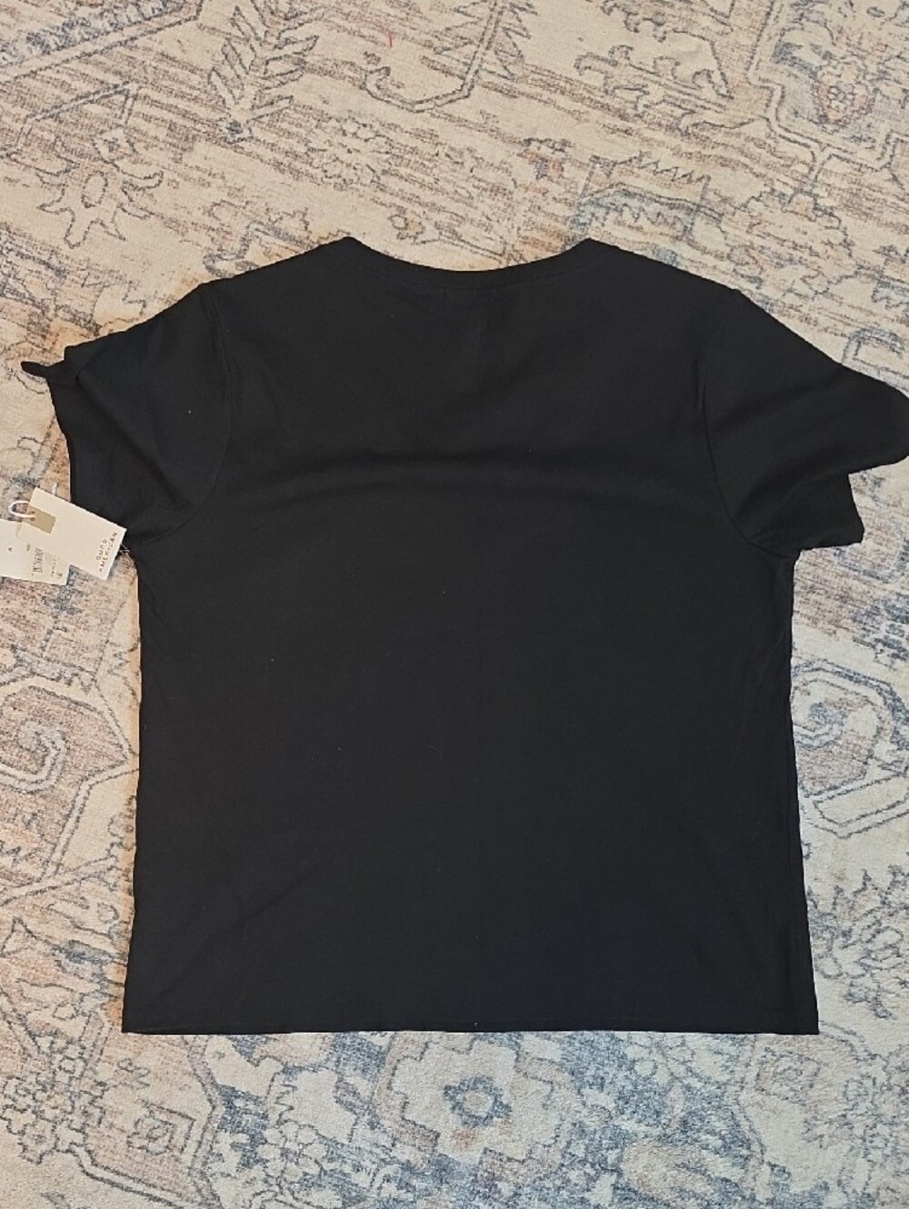 NWT Good American Black V-Neck Short Sleeve Tee Size Medium - Picture 4 of 4